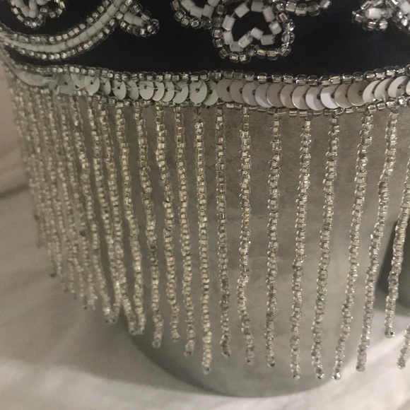 “A. J. BARI” Beaded, Sequined and Silk Ladies Top - Picture 11 of 15